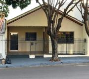 Casa para Venda, em Presidente Prudente, bairro Mario Amato, Conj HAb, 3 dormitórios, 1 banheiro, 1 vaga