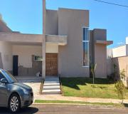 Casa para Venda, em Álvares Machado, bairro Valência I, Res., 3 dormitórios, 3 suítes, 2 vagas